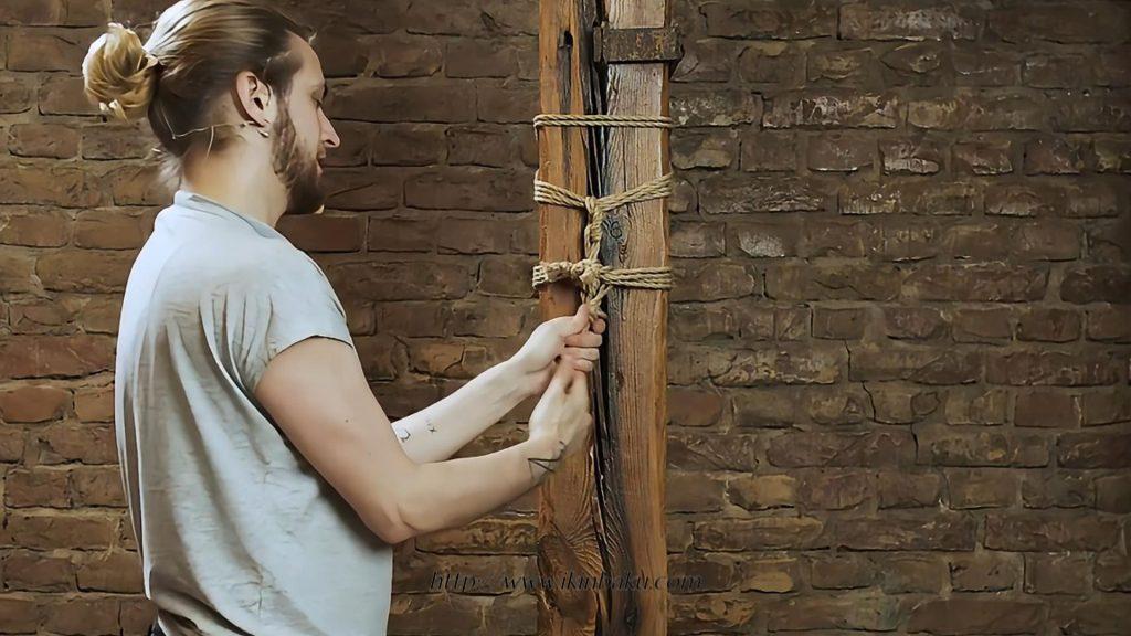绳缚:垂直锚点绳缚教程-缠师-绳缚研习社