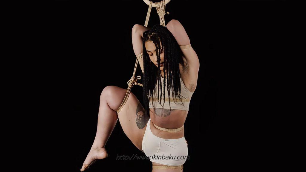 悬缚:兔耳绑法悬缚教程-缠师-绳缚研习社